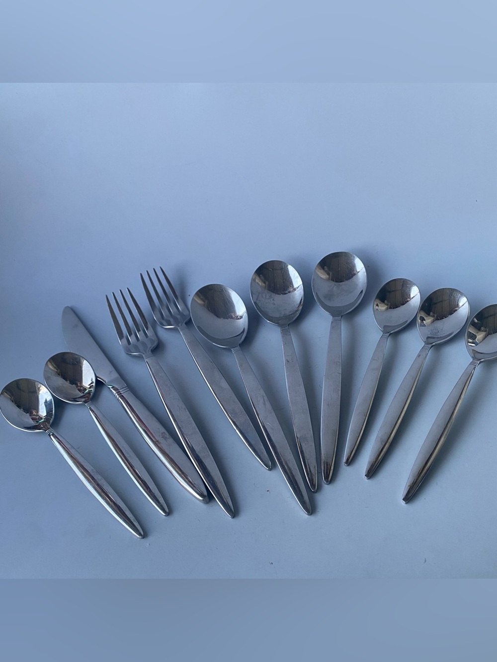 Source Unknown Silver Stainless Flatware Set - Forks & Spoons Knife